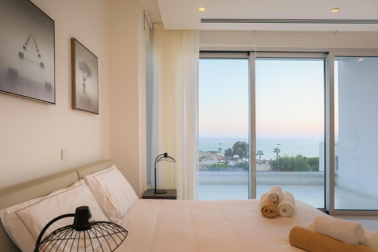 Sea Pearl Beachfront Villas - Breeze Agia Napa Exterior foto