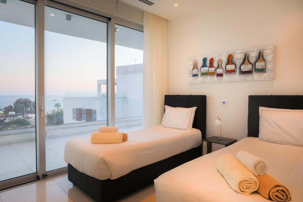 Sea Pearl Beachfront Villas - Breeze Agia Napa Exterior foto