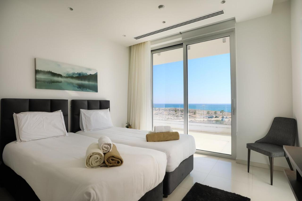 Sea Pearl Beachfront Villas - Breeze Agia Napa Exterior foto